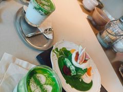 -luutosa  cafe & tea 鹿兔山