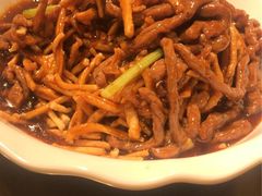 馓子牛肉丝-刘胖子家常菜·蹄花焖藕(中央花园店)