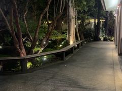 -Chom Cafe and Restaurant