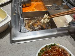 -海底捞火锅(金山百联店)