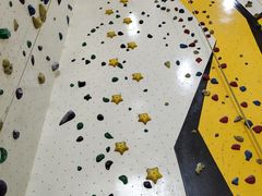 -问山MountQuest攀岩馆