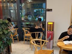 -霸王茶姬(泛海广场店)