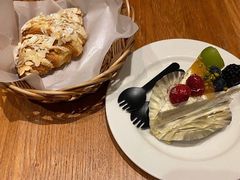 -麦田工坊(月湖店)