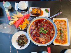 -粉墨特色菜·烧烤音乐酒馆