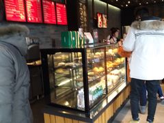 面包甜点陈列柜-星巴克(苏州昆山花桥游站店)