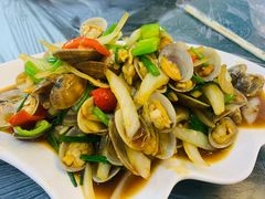 -覃记海鲜美食餐厅