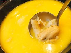 -鲜入围煮花胶鸡海鲜火锅