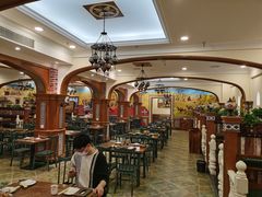 大堂-清真·玛丽亚新疆菜主题餐厅(浙江中路店)