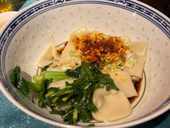 葱花油泼biangbiang面-长安炊烟庭院陕菜(七路明光路店)