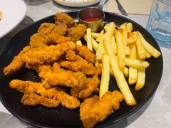 -必胜客(漕宝路店)