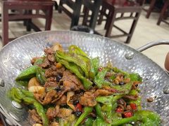 -湖南人家湘菜馆(镇江路店)