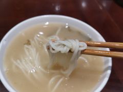 刀鱼汁面-老半斋(福州路店)
