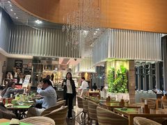 -两咖啡自助餐厅(静安香格里拉酒店)