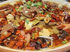 -老码头黑皮肘子锅包肉(赣水路店)