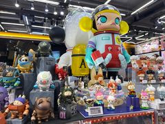 -泡泡玛特POPMART(侨福芳草地店)