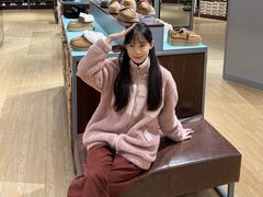 -百年港湾奥特莱斯(香炉礁店)