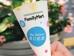 -全家便利店(愚园店)