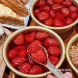 是谁想出草莓糖水配东北烧烤🍓🍢