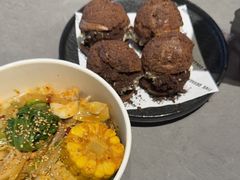 -W COLLECTIVE  DESSERT SHOP