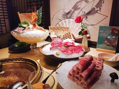 牛羊肉拼盘-余欢领鲜火锅(新街口店)