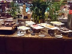 自助取餐区-广州中心皇冠假日酒店-环市食坊·海鲜自助餐厅