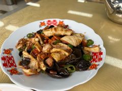 -崴海渔村(虹梅路店)