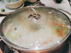 -洪氏嗨捞·猪肚鸡火锅(阳光天地店)