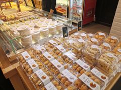 -超港·蛋糕面包(国购店)