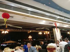 等位区-东江海鲜酒家(艺都分店)