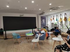 -音乐窝玩创中心·乐器声乐(海珠乐峰店)