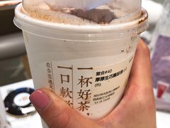 厚厚生巧黑珍珠-奈雪的茶(大悦城店)