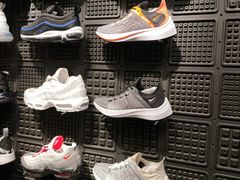 -NIKE品牌体验店(北京蓝色港湾店)