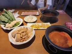 -呷哺呷哺(融创茂店)