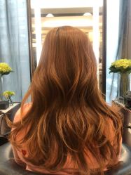 -AKOZO Beauty Salon