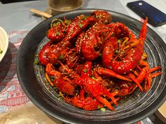 -肥肥虾庄·金牌油焖大虾(杨园滨江时代walk店)
