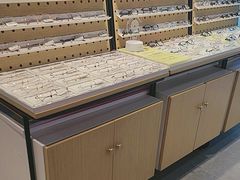 -LOOK眼镜(宝山万达店)