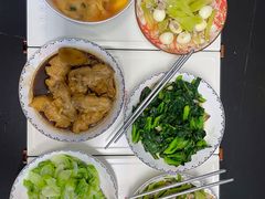 -苏州雏渐肥月嫂