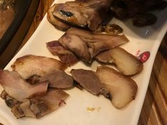-咱屯子铁锅炖直营店(保利店)