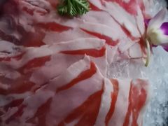 -老牌坊云南鱼豆花火锅(哈西万达店)