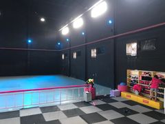 -嘿哟动霸CHUA·新潮玩运动娱乐中心·蹦床滑冰团建乐园