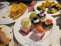 -四海一家自助餐(益田假日广场店)