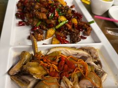 -隔壁老王·家常云南菜(花巷店)