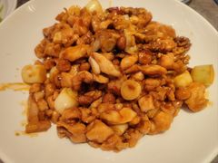 -闫府私房菜(恒隆店)