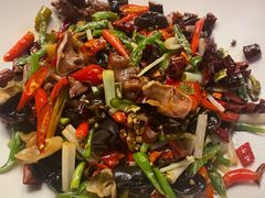 -临界音乐酒馆·小龙虾·江湖菜(华熙LIVE·鱼洞店)