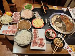 -沸炉重庆老火锅(军事博物馆店)