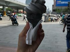 黑芝麻甜筒-麦当劳(磨子桥店)