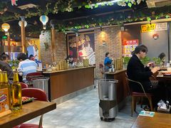 大堂-·缸桶屋·韩式牛肋条自助烤肉(西湖D11店)