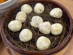 -佬钱湾仔(衣裳街店)