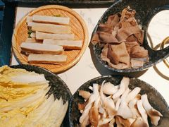 -哥老官重庆美蛙鱼头(宝山龙湖店)