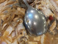 -今鲜源酒店·海鲜锅贴青岛菜(新湛路店)